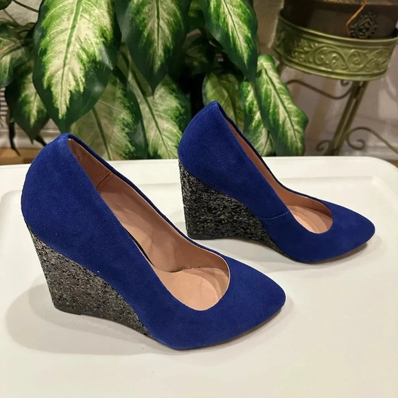 Betsy Johnson Rese suede Glitter wedge size 7 - Picture 2 of 9